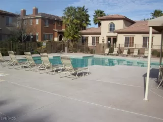 Photo #2: 2697006 Listing 