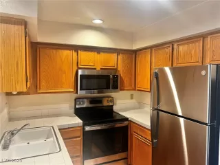 Photo #2: 2697016 Listing 