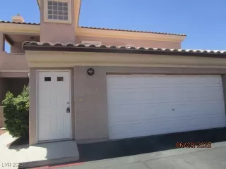 Photo #1: 2697022 Listing 