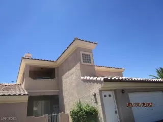 Photo #2: 2697022 Listing 