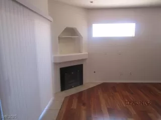 Photo #5: 2697022 Listing 