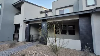 Photo #1: 2697077 Listing 