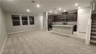 Photo #2: 2697077 Listing 