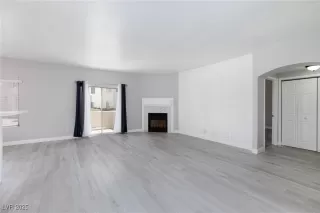 Photo #3: 2697084 Listing