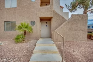 Photo #2: 2697086 Listing 