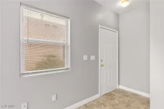 Photo #2: 2697101 Listing