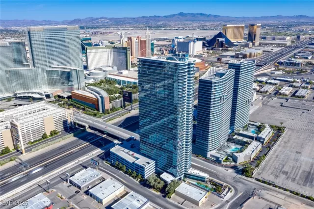 MLS: 2697107 Condo For Sale