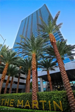 Photo #1: 2697107 Listing 