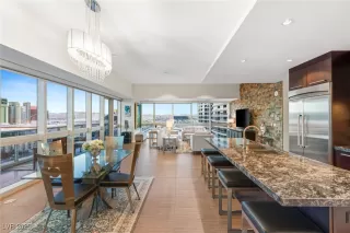 Photo #3: 2697107 Listing 