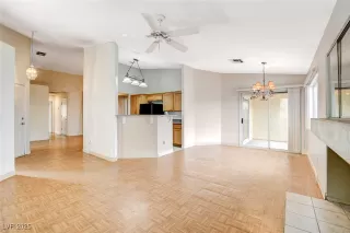 Photo #4: 2697151 Listing