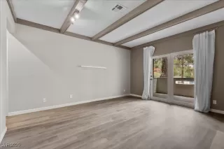 Photo #4: 2697153 Listing