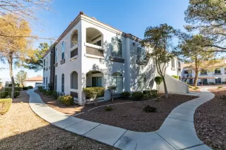 Photo #1: 2697159 Listing