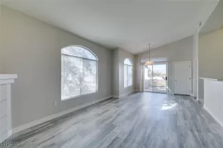 Photo #3: 2697159 Listing