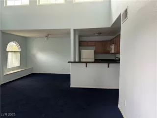 Photo #2: 2697169 Listing