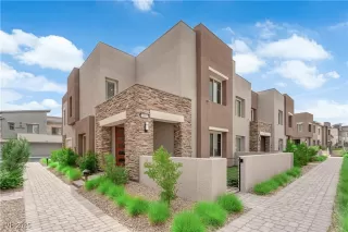 Photo #1: 2697174 Listing 
