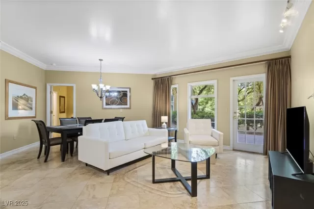 MLS: 2697212 Condo For Sale