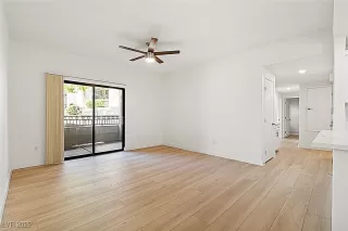 Photo #2: 2697235 Listing 