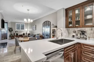 Photo #3: 2697281 Listing