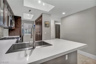 Photo #6: 2697281 Listing