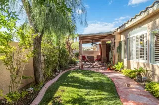 Photo #1: 2697283 Listing