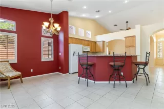 Photo #5: 2697283 Listing