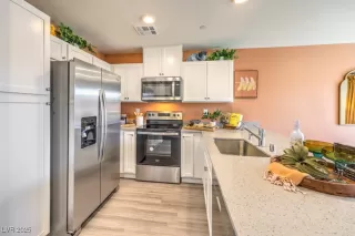 Photo #4: 2697298 Listing