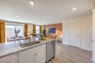 Photo #5: 2697298 Listing