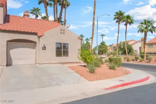 Photo #1: 2697301 Listing 