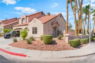 Photo #3: 2697301 Listing 