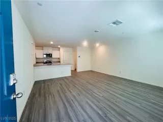 Photo #3: 2697339 Listing 