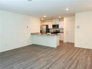 Photo #4: 2697339 Listing 