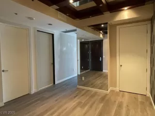 Photo #3: 2697341 Listing