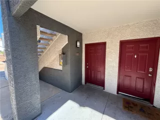 Photo #2: 2697345 Listing 