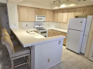 Photo #2: 2697371 Listing 