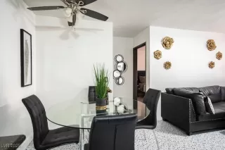 Photo #2: 2697384 Listing 