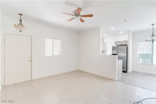 Photo #4: 2697395 Listing