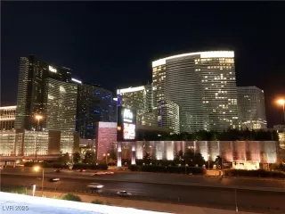 Photo #1: 2697396 Listing