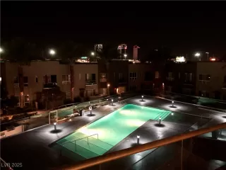 Photo #5: 2697396 Listing