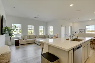 Photo #6: 2697406 Listing 