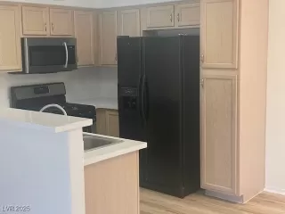 Photo #3: 2697420 Listing 