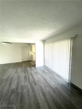 Photo #4: 2697431 Listing 