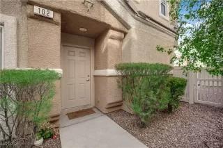 Photo #2: 2697440 Listing