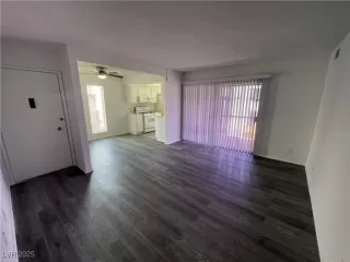 Photo #3: 2697490 Listing 