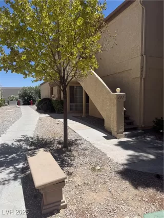 Photo #1: 2697538 Listing 