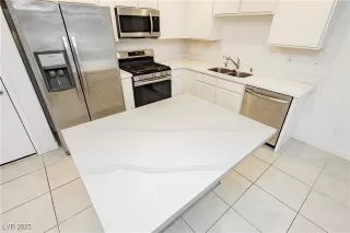 Photo #5: 2697569 Listing 