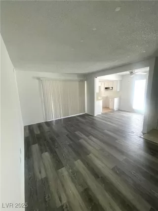 Photo #2: 2697574 Listing 