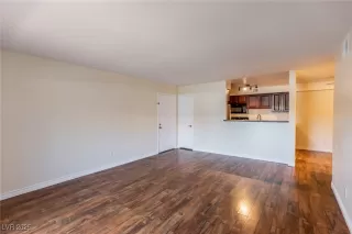 Photo #5: 2697576 Listing 