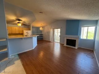 Photo #4: 2697582 Listing