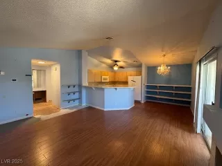 Photo #5: 2697582 Listing