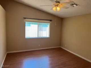 Photo #6: 2697582 Listing